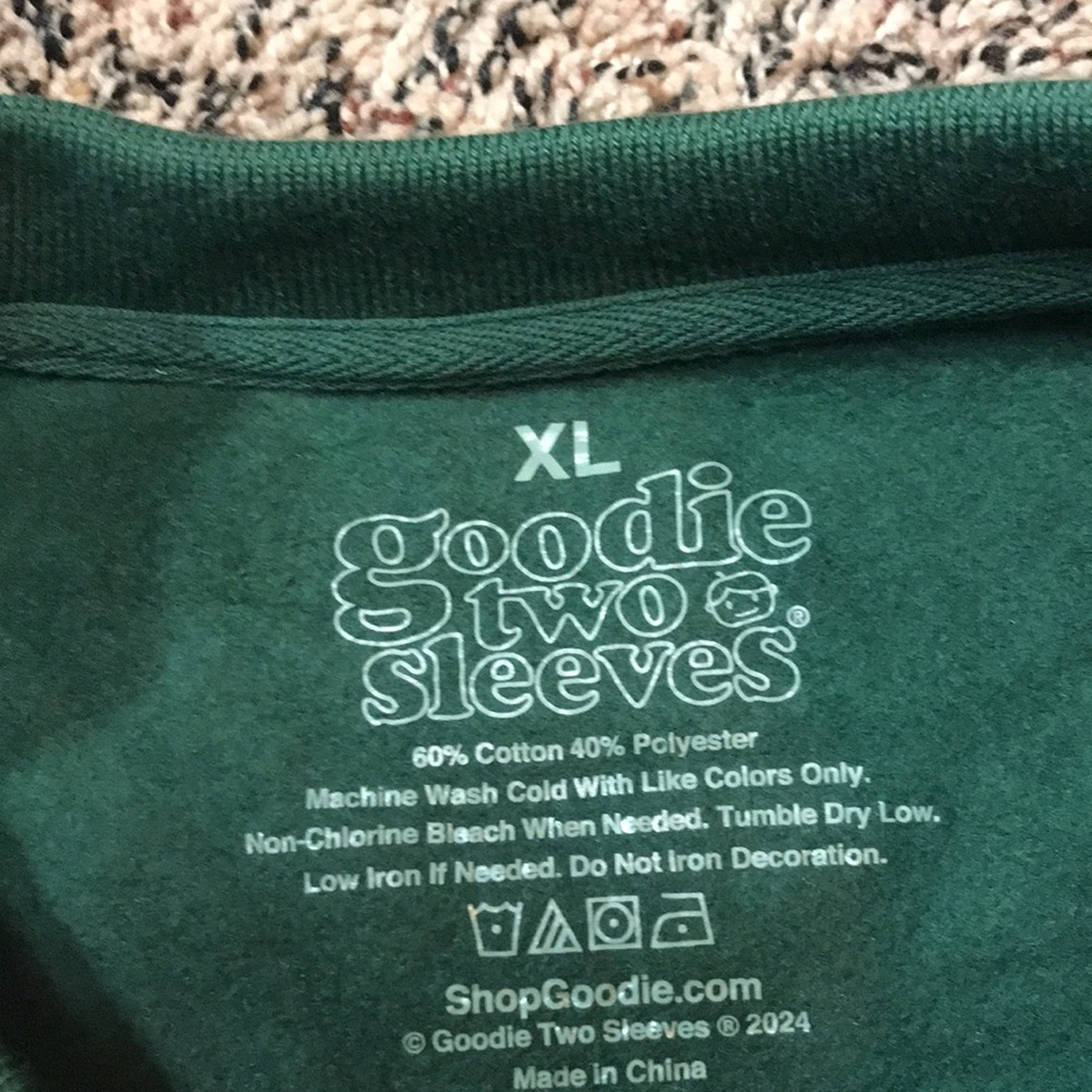 Green Hampton's Tennis Academy Graphic Woman’s Crew Neck Sweatshirt Sz XL NWOT - Picture 4 of 4